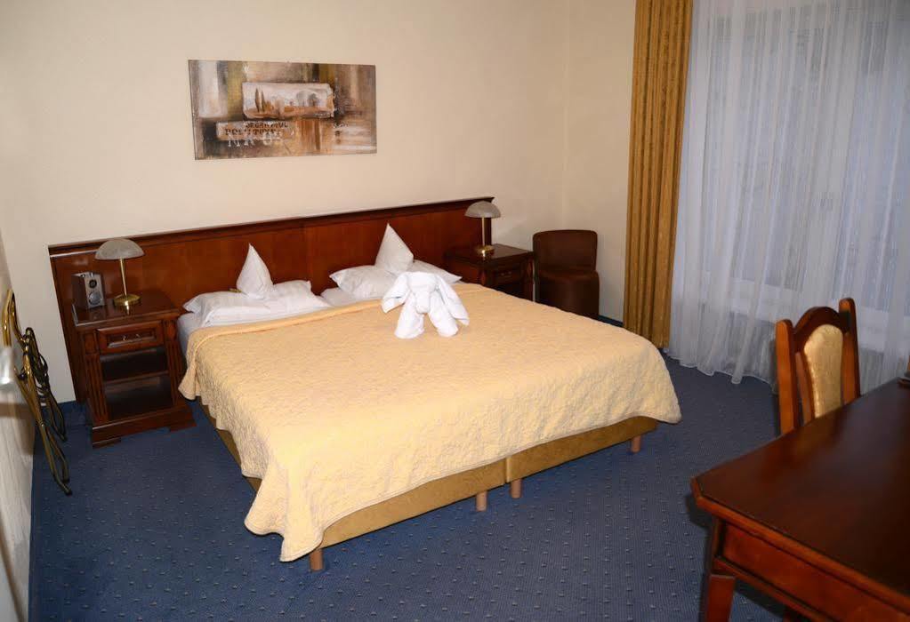 Baden Hotel 3*